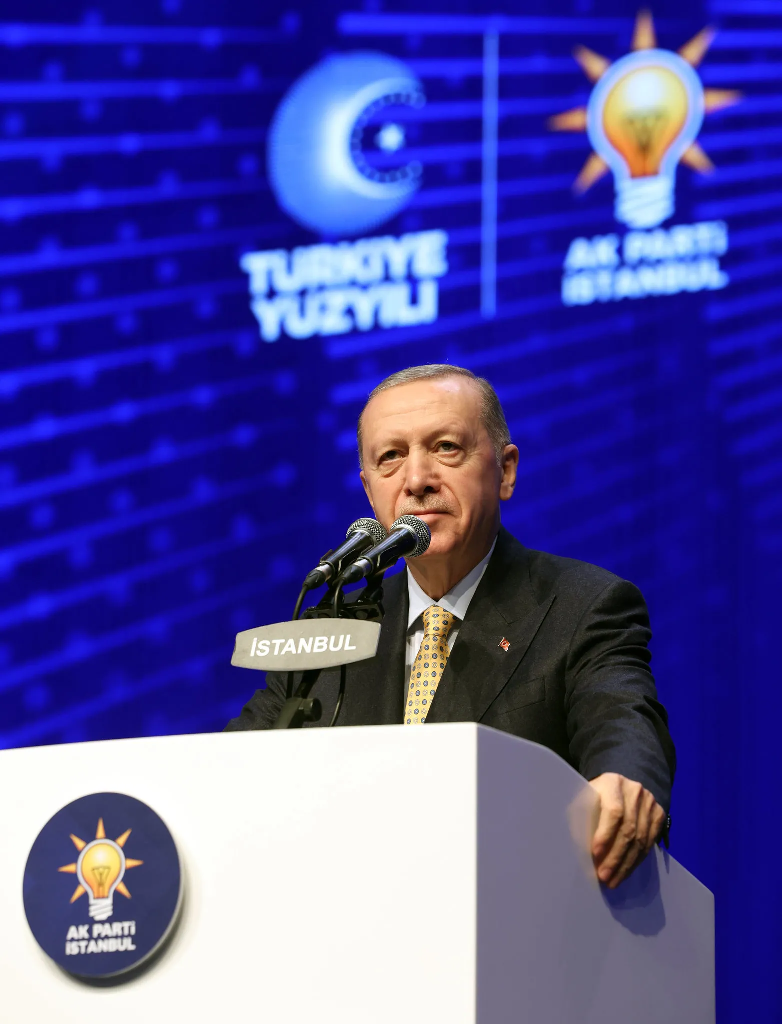 Erdoğan'dan Tüm İslam Alemine Kadir Gecesi Mesajı: 'Bin Aydan Hayırlı Gece'