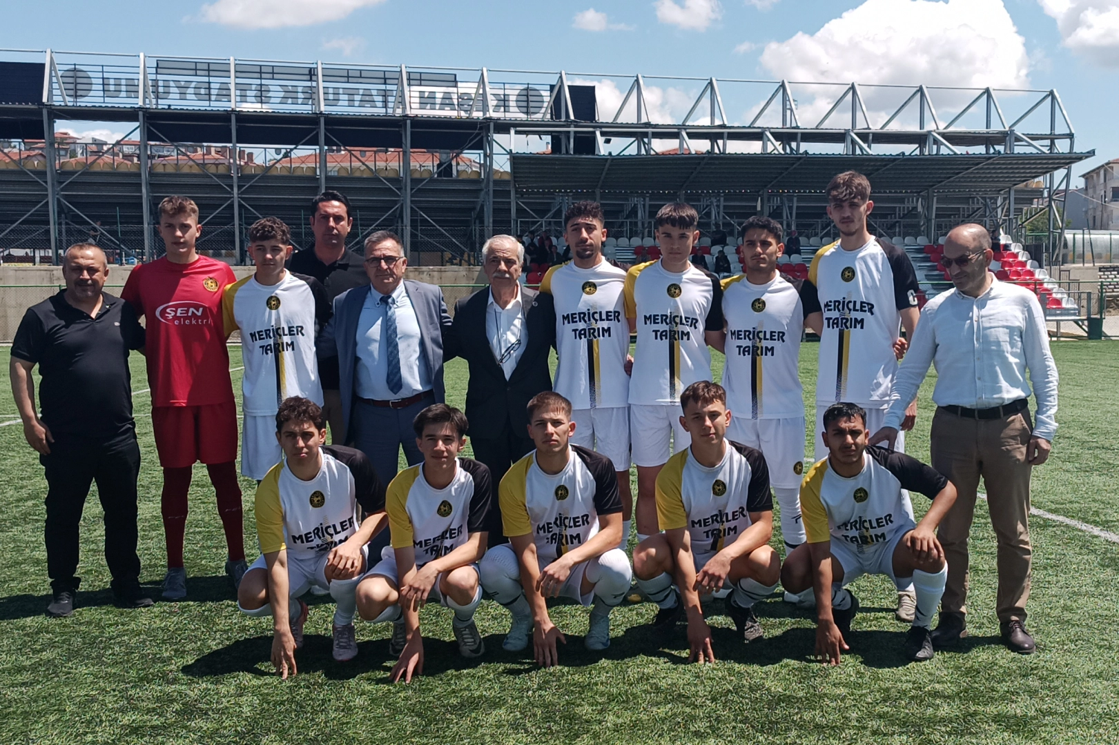 Edirne Keşan’da dostluk maçı oynandı