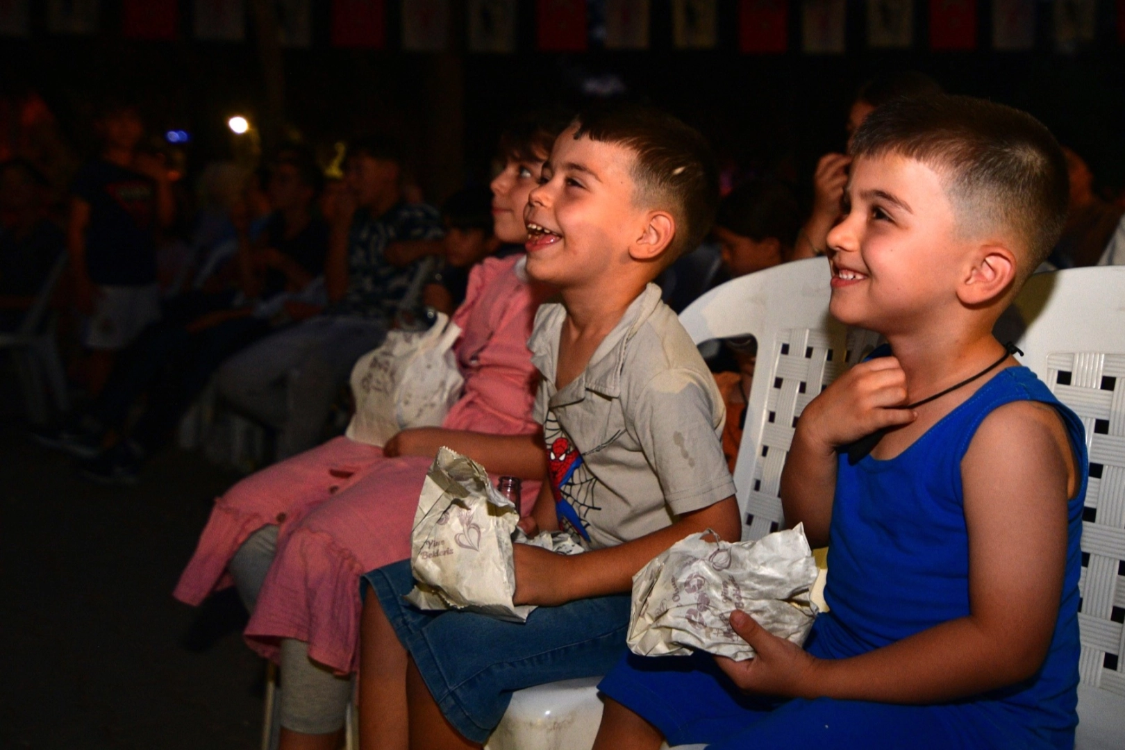 Bornovalılar 'Açık Hava'da gülüyor