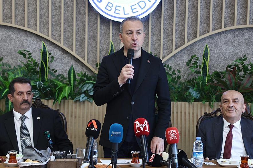 Sivas'ta Başkan Uzun’dan “Basın Parkı” müjdesi